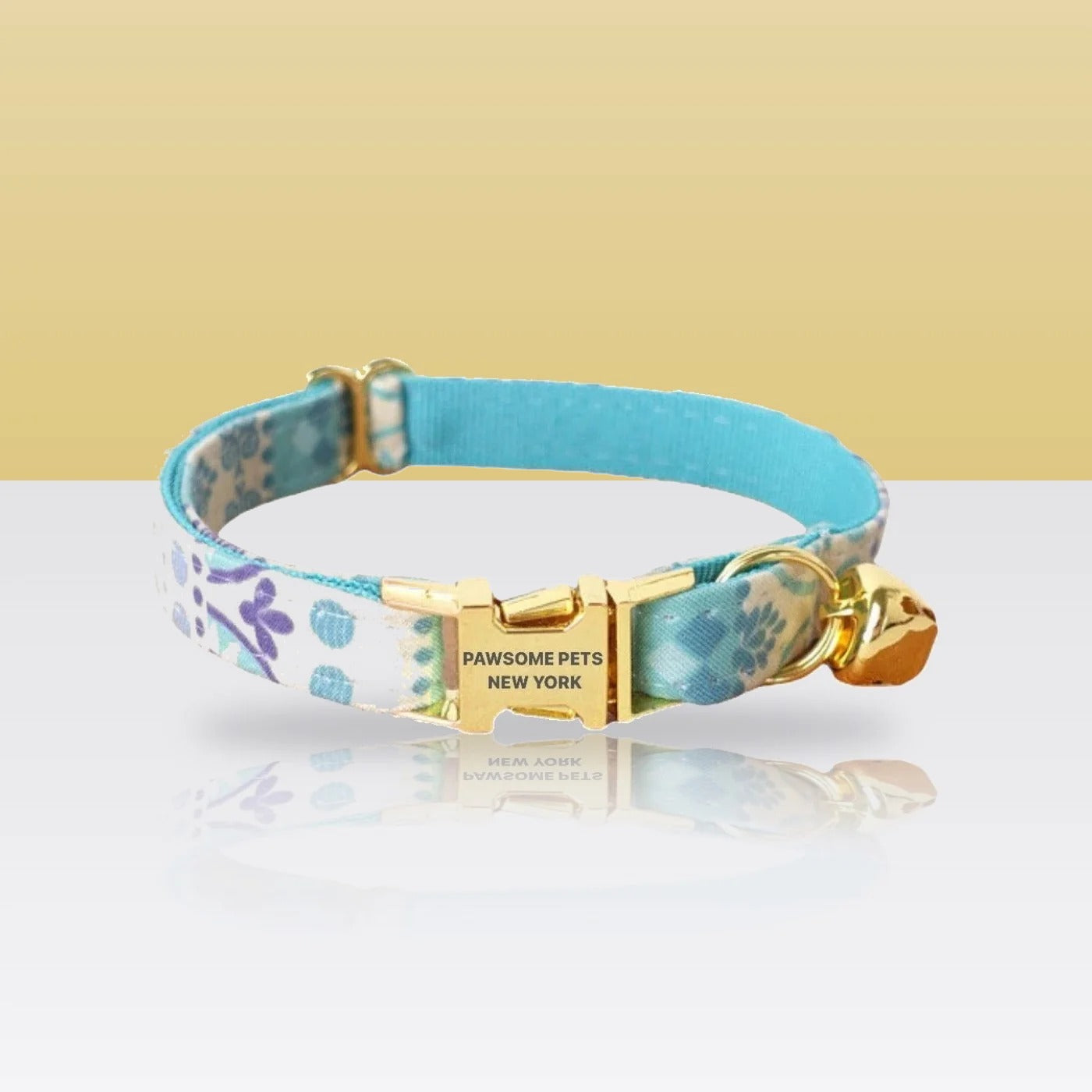 Collier turquoise fleuri pour petit chien et chat